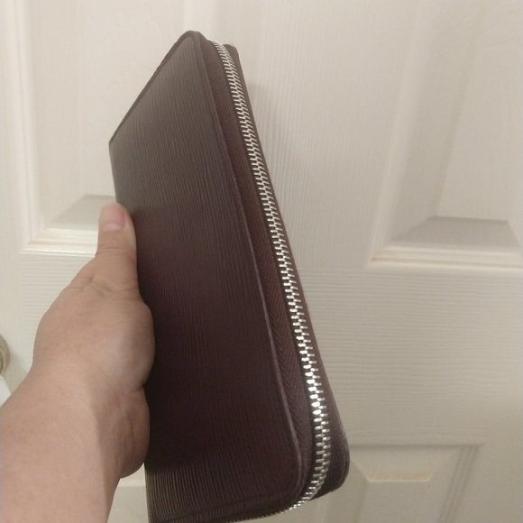 Louis Vuitton Zippy Epi Purple Wallet - Picture 7 of 16